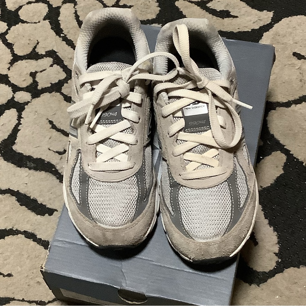 Kids New Balance 990v4